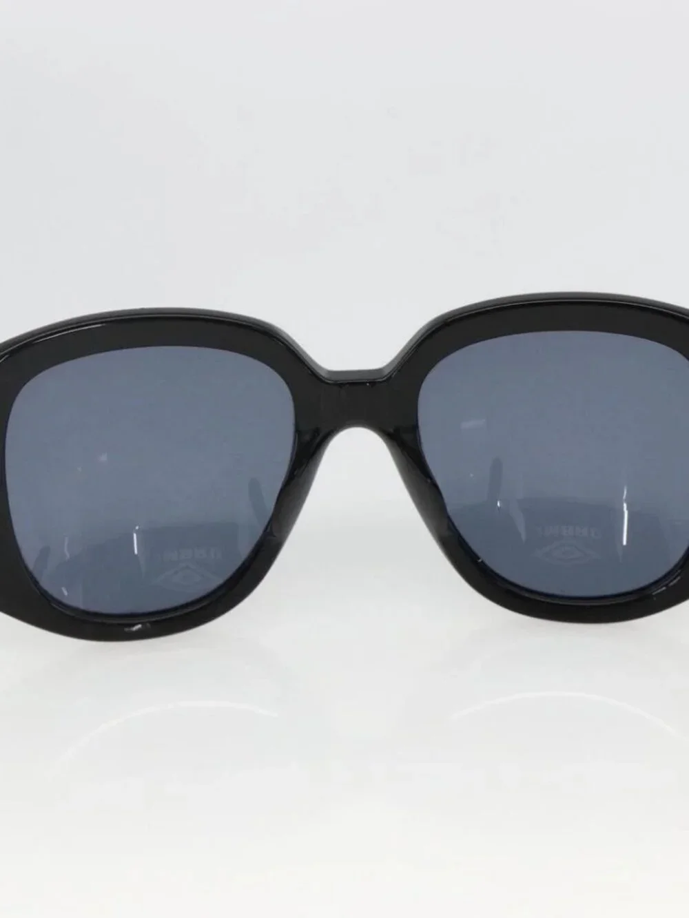 CHANEL Sunglasses plastic Black CC Auth ka3619